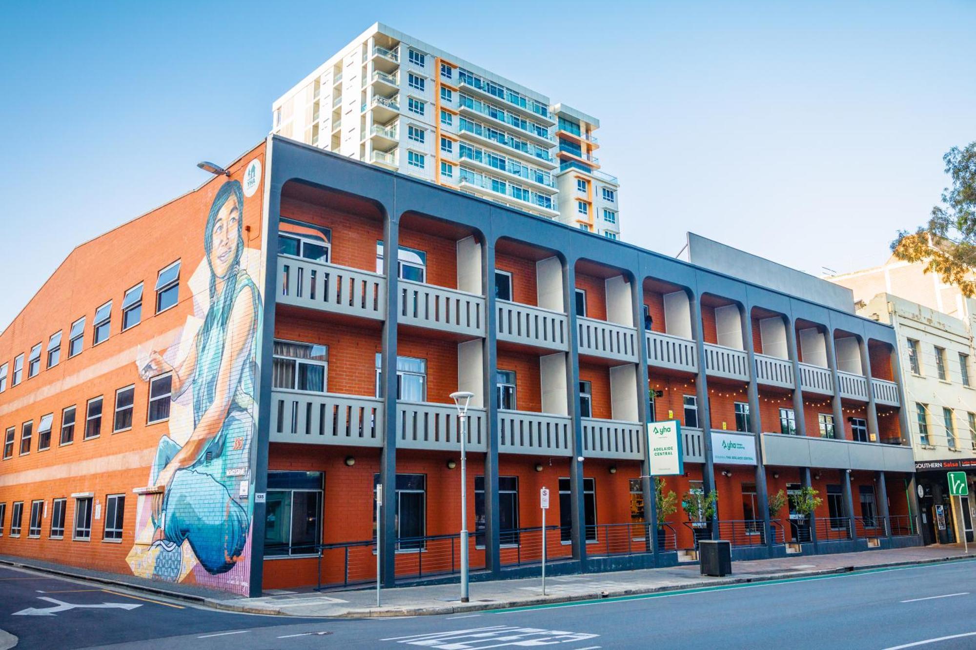 Yha * Adelaide