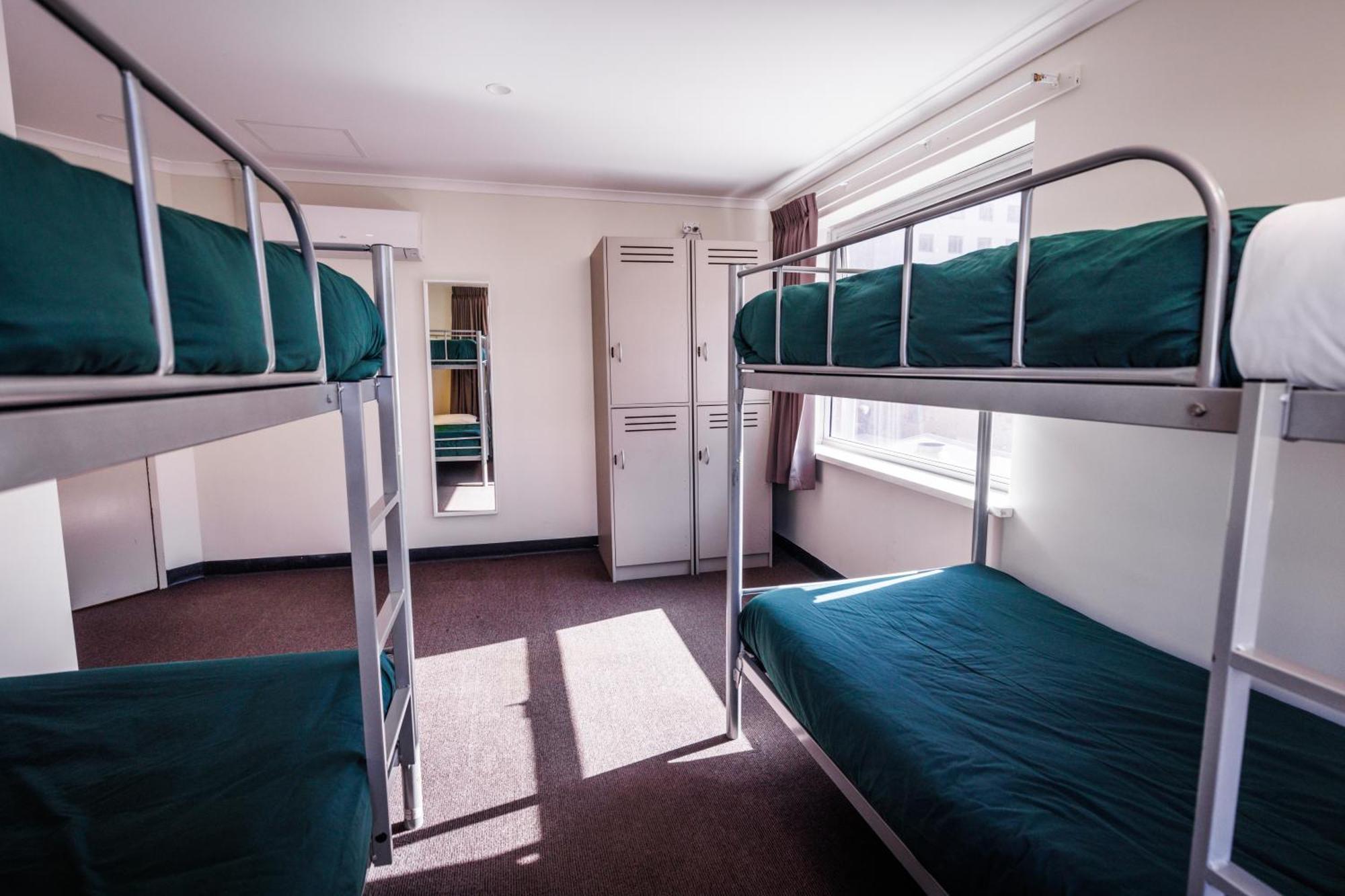 Hostel Yha