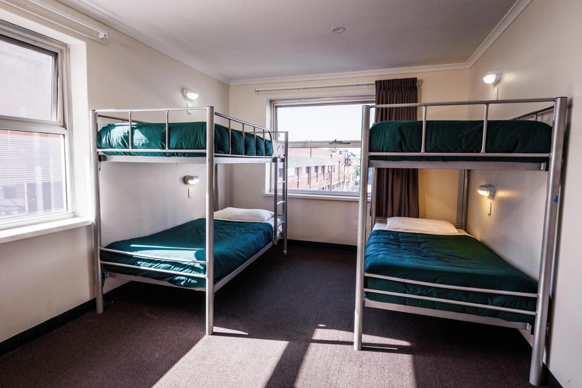 Yha Hostel Adelaide